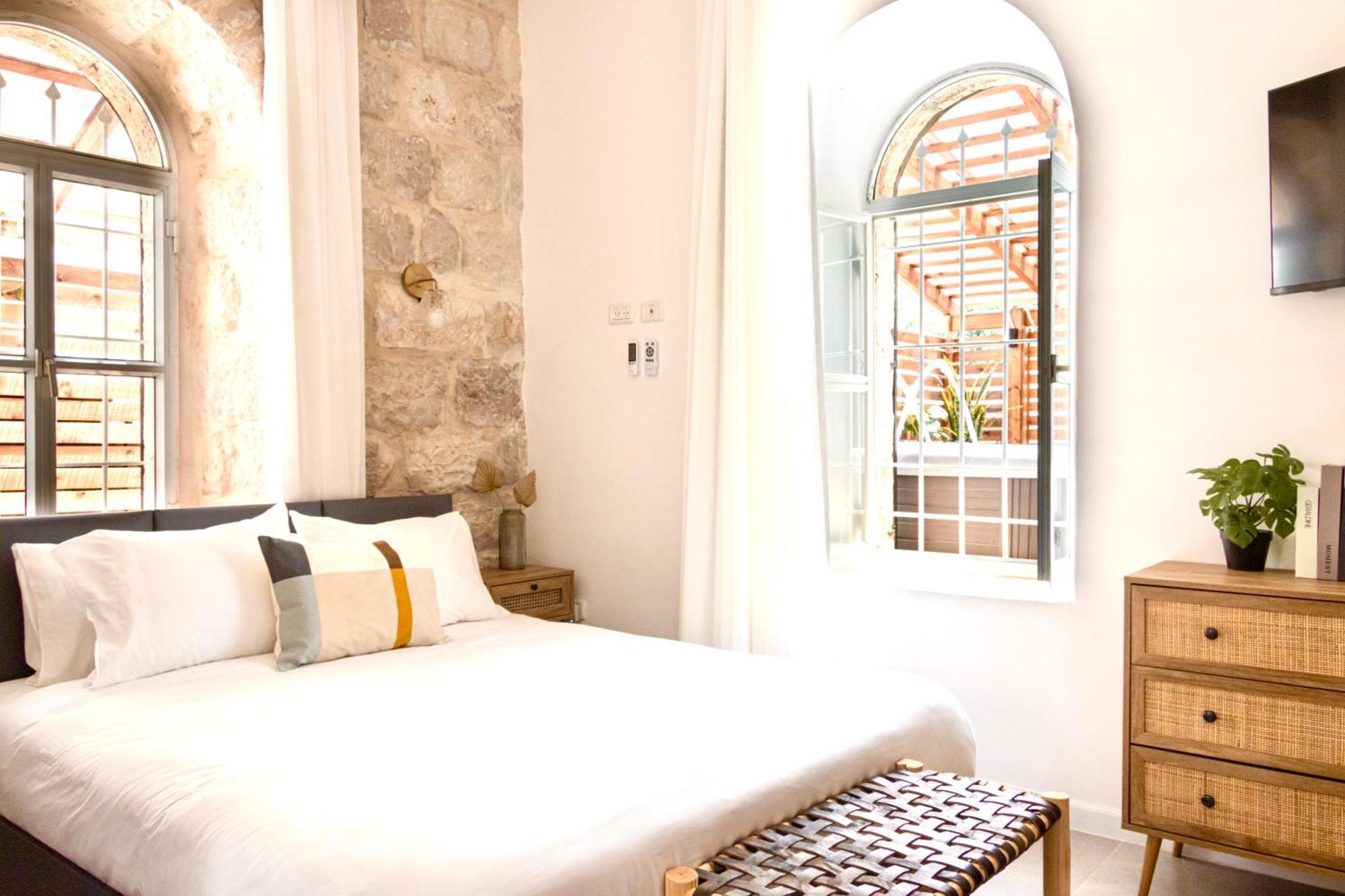 Mamilla View- Suites & Apt Hotel Jeruzalem Buitenkant foto